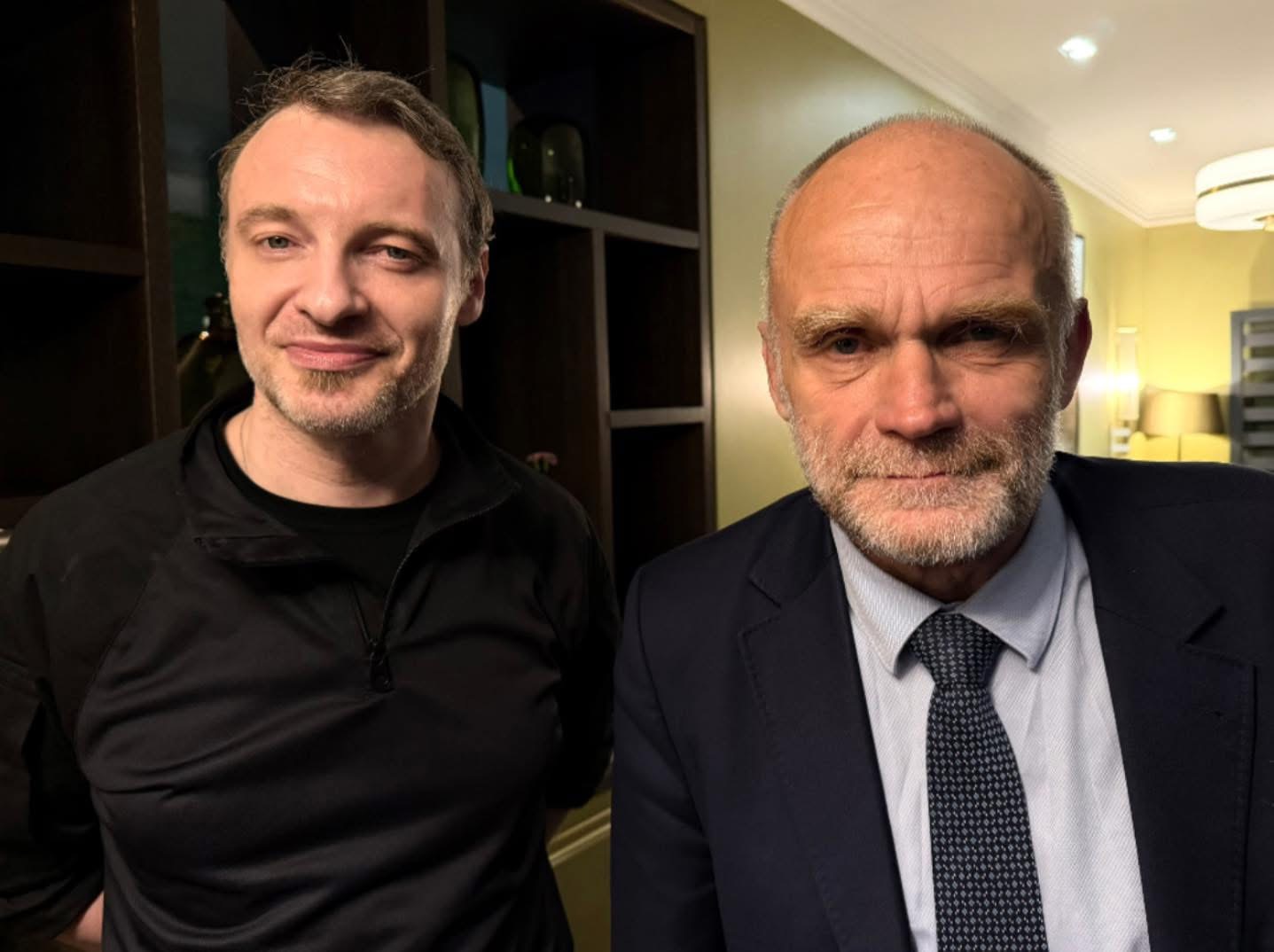 Paul-Michel Manandise avec le député Frédéric Petit